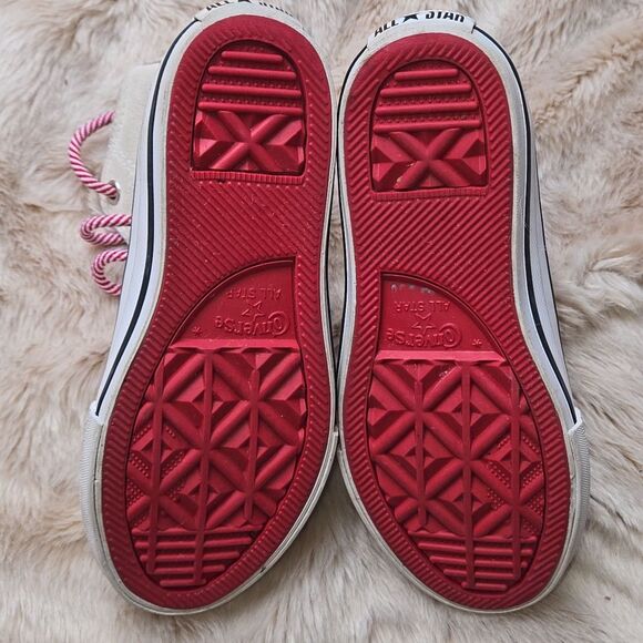 Converse Chuck Taylor All Star High "Winter Holidays" suede Shoes, Size 11 - Picture 7 of 13